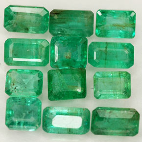 3.68 ct Green Emerald Gemstone, Emerald Gem in Octagon Facet Shape for Sale.