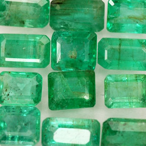 3.68 ct Green Emerald Stone, Natural Emerald in Octagon Facet Shape for Sale