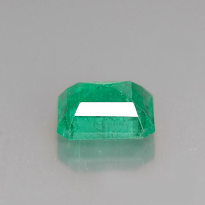 Emerald Gemstone in 7.3 x 5.8 mm Size for Sale, Emerald Stone in Green Color