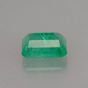 Emerald Gemstone in 7.2 x 5.3 mm Size for Sale, Emerald Stone in Green Color