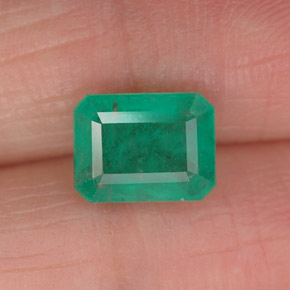 1.65 ct Green Emerald Gemstone, Emerald Gem in Octagon Facet Shape for Sale.