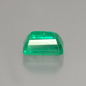 Emerald Gemstone in 7 x 5 mm (calibrated) Size for Sale, Emerald Stone in Green Color