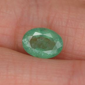 1.17 ct Green Emerald Gemstone, Emerald Gem in Oval Facet Shape for Sale.