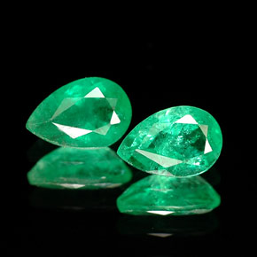 0.75 ct Green Emerald Gemstone, Emerald Gem in Pear Facet Shape for Sale.