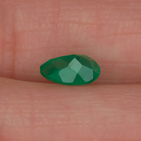 Emerald Gemstone in 6.6 x 4.5 mm Size for Sale, Emerald Stone in Green Color