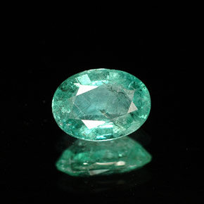 0.64 ct Green Emerald Stone, Natural Emerald in Oval Facet Shape for Sale