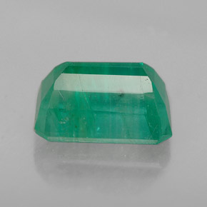 Emerald Gemstone in 8.8 x 6 mm Size for Sale, Emerald Stone in Green Color