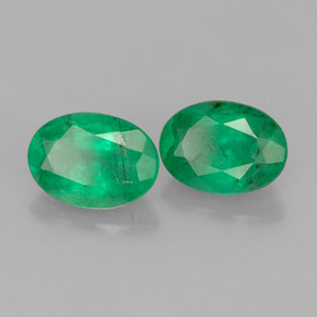1.45 ct Green Emerald Stone, Natural Emerald in Oval Facet Shape for Sale