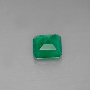 Emerald Gemstone in 5.3 x 5.3 mm Size for Sale, Emerald Stone in Green Color