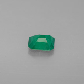Emerald Gemstone in 5.3 x 4.8 mm Size for Sale, Emerald Stone in Green Color