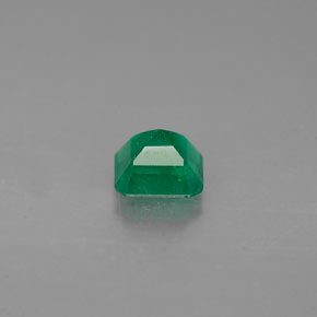 Emerald Gemstone in 4.8 x 4.6 mm Size for Sale, Emerald Stone in Green Color