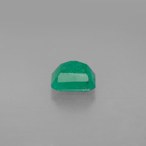 Emerald Gemstone in 6.3 x 5.6 mm Size for Sale, Emerald Stone in Green Color