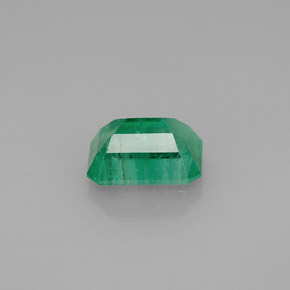 Emerald Gemstone in 8 x 6 mm (calibrated) Size for Sale, Emerald Stone in Green Color