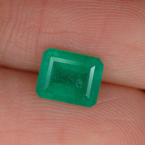 0.86 ct Green Emerald Gemstone, Emerald Gem in Octagon Facet Shape for Sale.