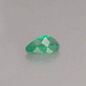 Emerald Gemstone in 6 x 4 mm (calibrated) Size for Sale, Emerald Stone in Green Color