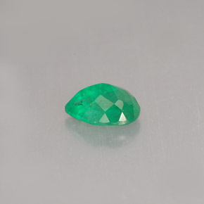 Emerald Gemstone in 6 x 4 mm (calibrated) Size for Sale, Emerald Stone in Green Color