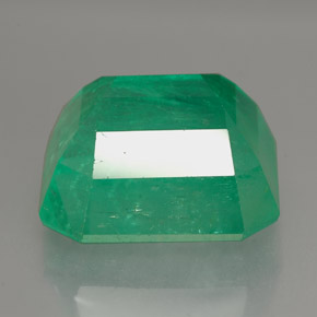 Emerald Gemstone in 14.4 x 13.8 mm Size for Sale, Emerald Stone in Green Color