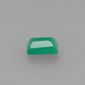 Emerald Gemstone in 5.1 x 3.7 mm Size for Sale, Emerald Stone in Green Color