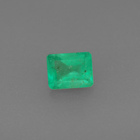 0.47 ct Green Emerald Gemstone, Emerald Gem in Octagon Facet Shape for Sale.