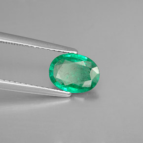 0.95 ct Green Emerald Stone, Natural Emerald in Oval Facet Shape for Sale