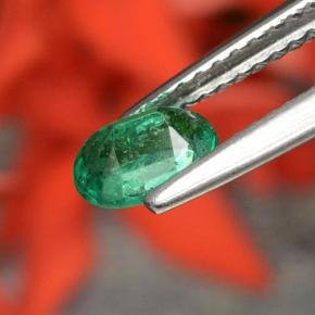 Emerald Gemstone in 6.2 x 4.2 mm Size for Sale, Emerald Stone in Green Color