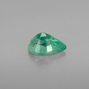 Emerald Gemstone in 6.7 x 4.6 mm Size for Sale, Emerald Stone in Green Color