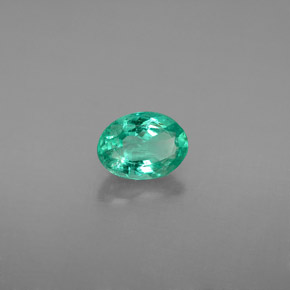 0.77 ct Green Emerald Stone, Natural Emerald in Oval Facet Shape for Sale