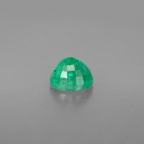 Emerald Gemstone in 6.1 x 5.2 mm Size for Sale, Emerald Stone in Green Color
