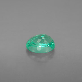 Emerald Gemstone in 7.4 x 5.5 mm Size for Sale, Emerald Stone in Green Color