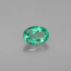 0.49 ct Green Emerald Stone, Natural Emerald in Oval Facet Shape for Sale