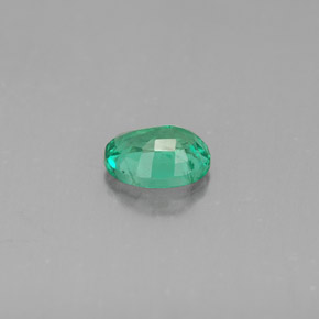 Emerald Gemstone in 6.3 x 5 mm Size for Sale, Emerald Stone in Green Color