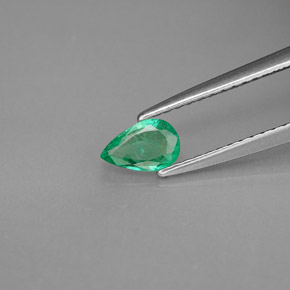 0.28 ct Green Emerald Gemstone, Emerald Gem in Pear Facet Shape for Sale.