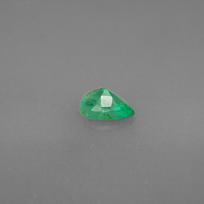 Emerald Gemstone in 6 x 4 mm (calibrated) Size for Sale, Emerald Stone in Green Color
