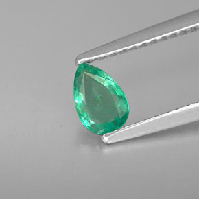 0.39 ct Green Emerald Gemstone, Emerald Gem in Pear Facet Shape for Sale.