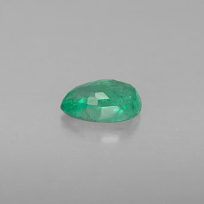 Emerald Gemstone in 6 x 4 mm (calibrated) Size for Sale, Emerald Stone in Green Color