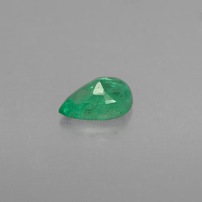 Emerald Gemstone in 6 x 4 mm (calibrated) Size for Sale, Emerald Stone in Green Color