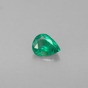 0.27 ct Green Emerald Gemstone, Emerald Gem in Pear Facet Shape for Sale.