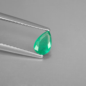 0.31 ct Green Emerald Gemstone, Emerald Gem in Pear Facet Shape for Sale.