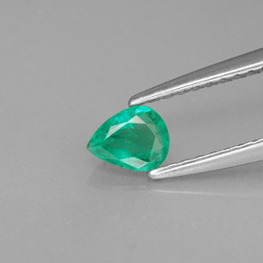 0.25 ct Green Emerald Gemstone, Emerald Gem in Pear Facet Shape for Sale.