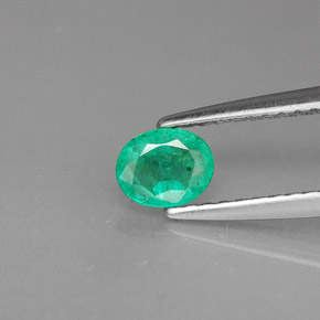 0.32 ct Green Emerald Gemstone, Emerald Gem in Oval Facet Shape for Sale.