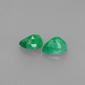 Emerald Gemstone in 5 x 4.1 mm Size for Sale, Emerald Stone in Green Color
