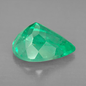 Emerald Gemstone in 13.5 x 9.6 mm Size for Sale, Emerald Stone in Green Color