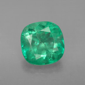 3.30 ct Green Emerald Gemstone, Emerald Gem in Cushion-Cut Shape for Sale.