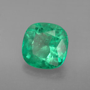 3.30 ct Green Emerald Stone, Natural Emerald in Cushion-Cut Shape for Sale
