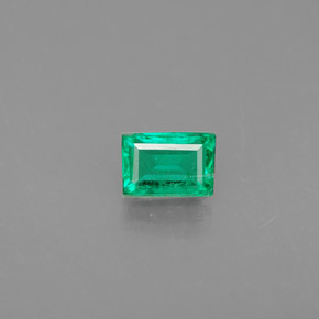 0.33 ct Green Emerald Gemstone, Emerald Gem in Baguette Facet Shape for Sale.