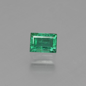 0.34 ct Green Emerald Gemstone, Emerald Gem in Baguette Facet Shape for Sale.