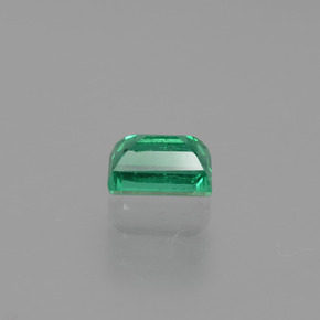 Emerald Gemstone in 4.7 x 3.4 mm Size for Sale, Emerald Stone in Green Color