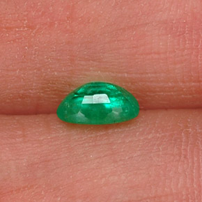 Emerald Gemstone in 6 x 4 mm (calibrated) Size for Sale, Emerald Stone in Green Color