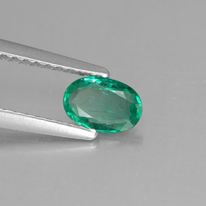 0.39 ct Green Emerald Stone, Natural Emerald in Oval Facet Shape for Sale