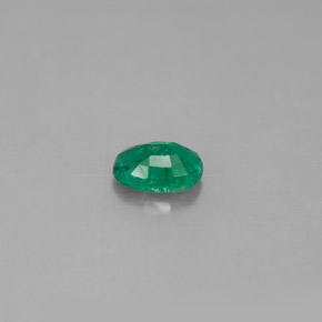 Emerald Gemstone in 5.9 x 4.2 mm Size for Sale, Emerald Stone in Green Color